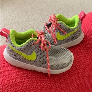 Girl Nike Rosche (Toddler Girl)